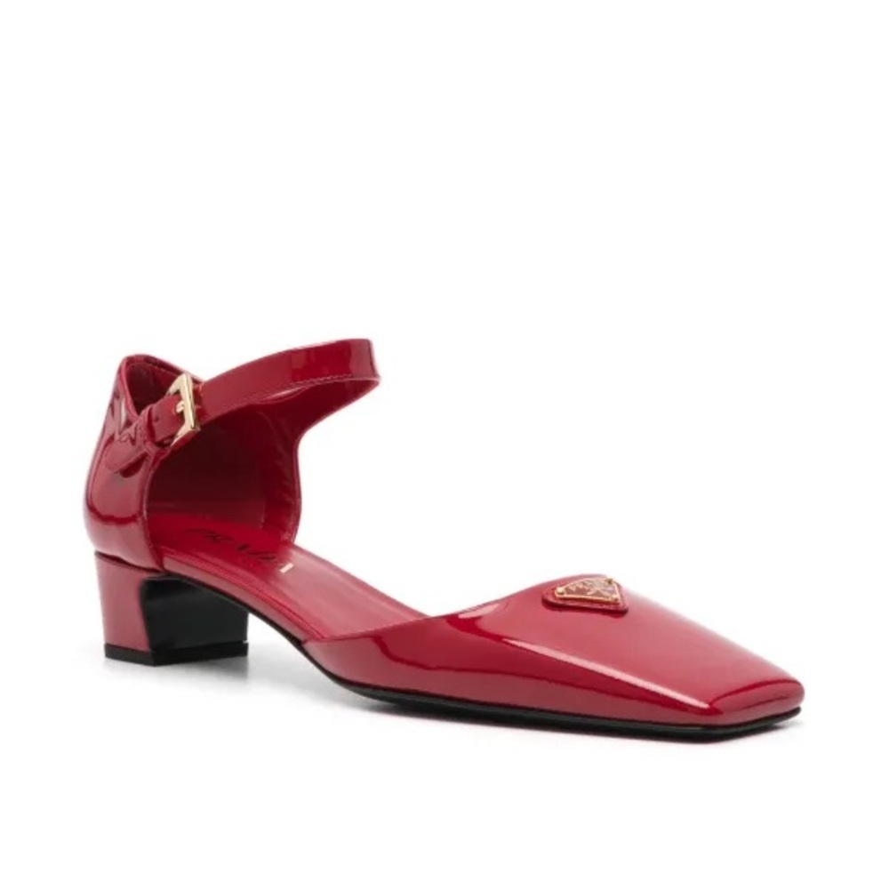 Prada 35mm patent leather pumps